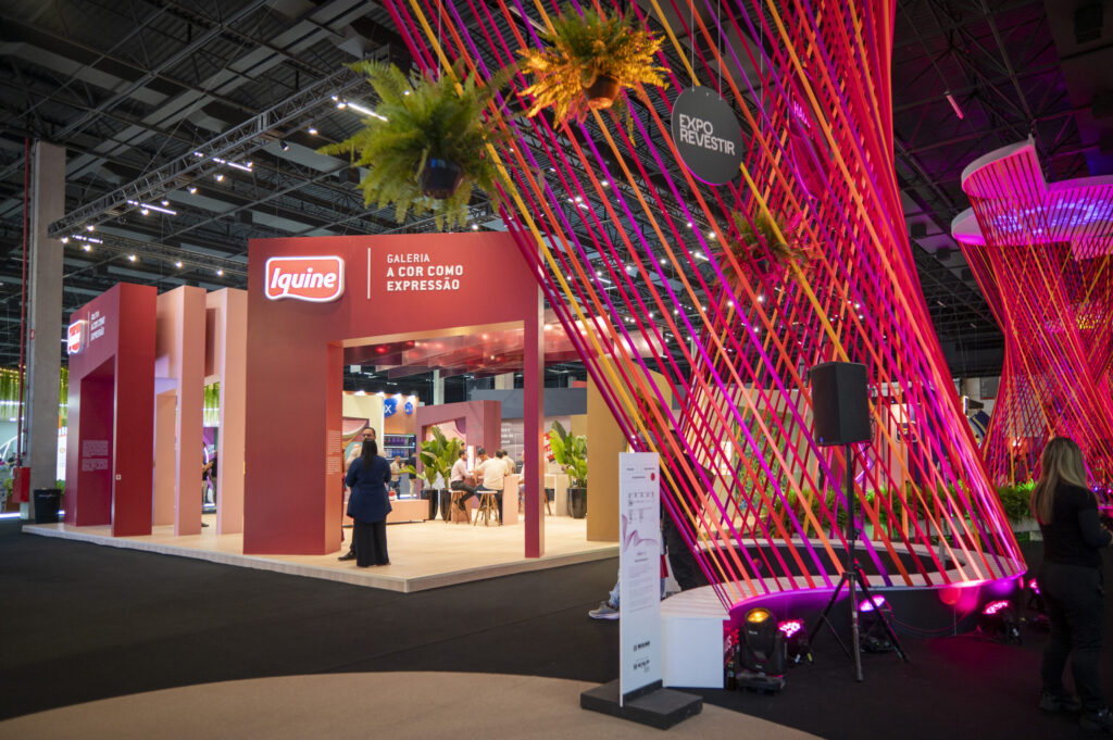 HAUSDECOR -110325 -10h01_-DC6_1412